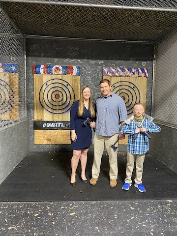 The Axe Throwing Place景点图片