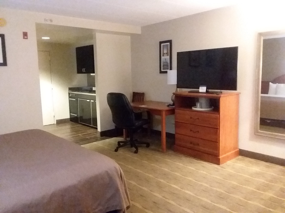 大学中心凯富酒店主图