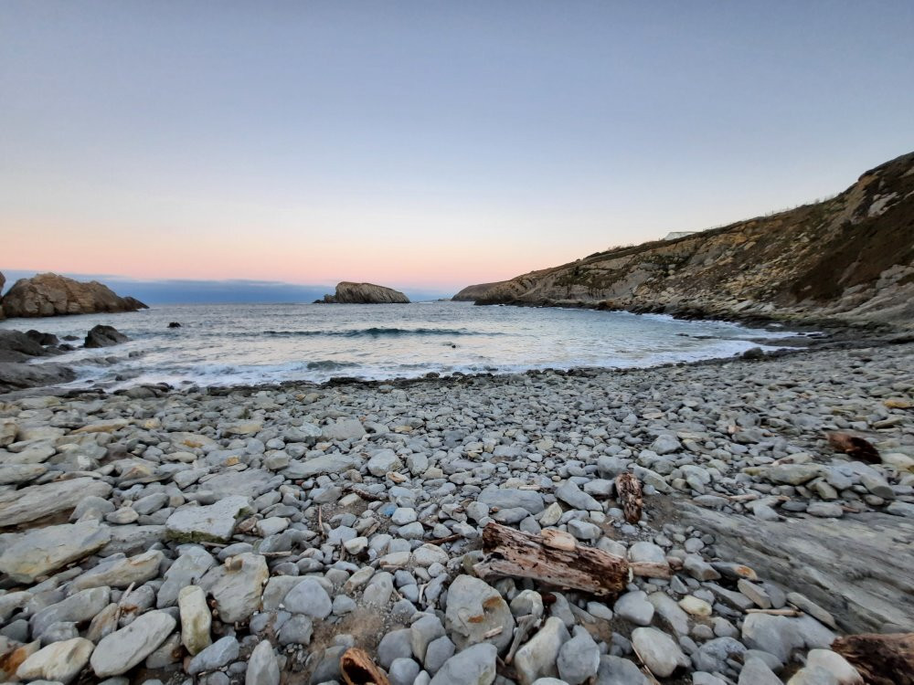 Playa De La Arnía景点图片