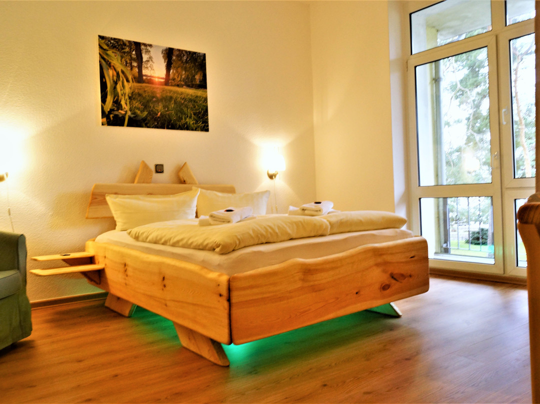 Waldhotel am See Berlin-Schmockwitz主图