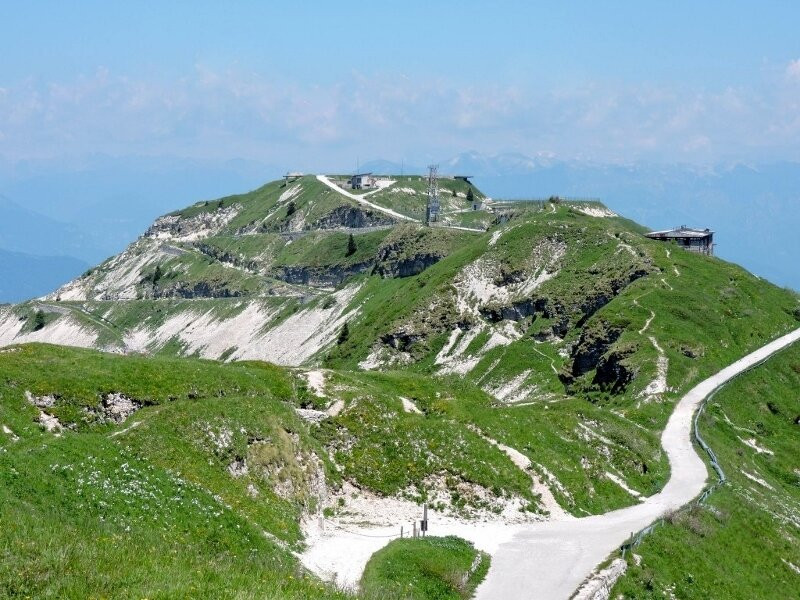 Alta Via delle Dolomiti n. 8景点图片