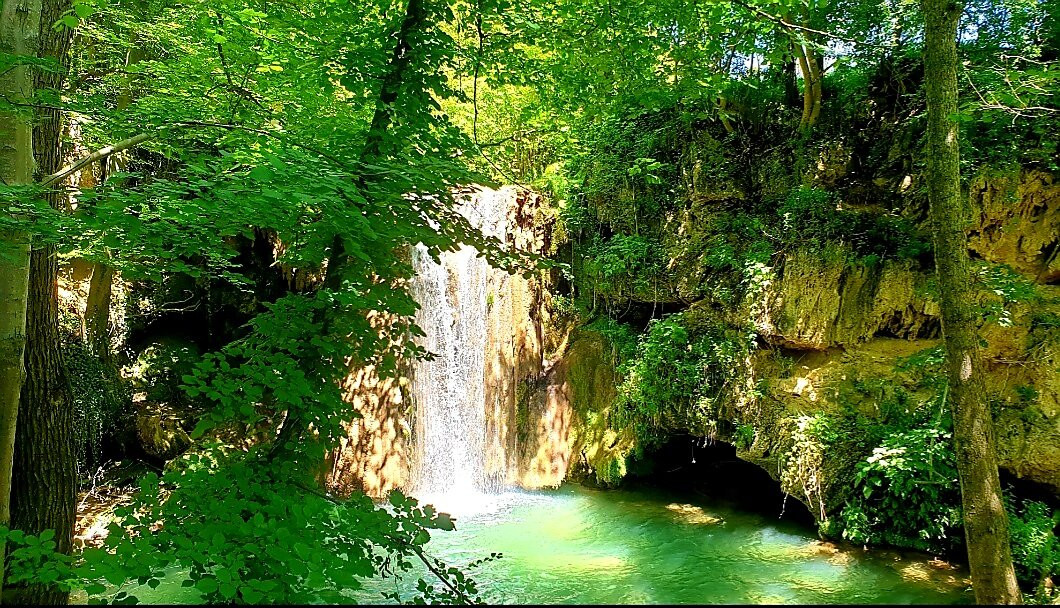 Blederija Waterfall-Kladovo必去景点