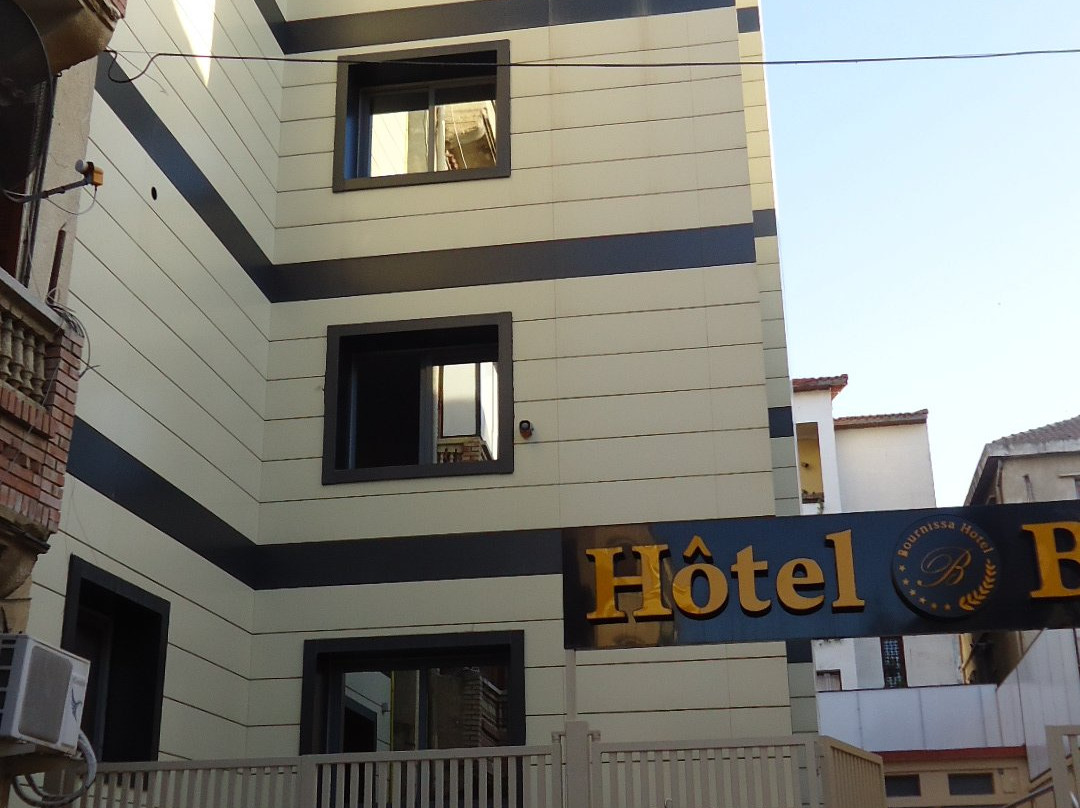 Hotel Bournissa主图