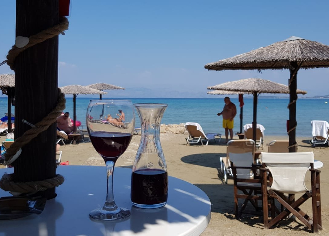 Robolla Beach Aparthotel主图