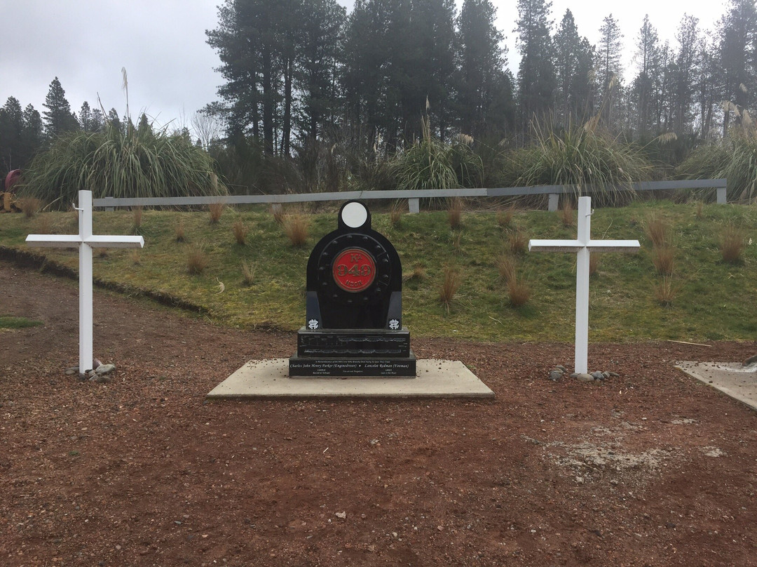 Tangiwai Rail Disaster Memorial景点图片