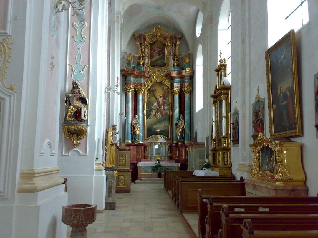 Stadtpfarrkirche Mariä Himmelfahrt-Deggendorf必去景点