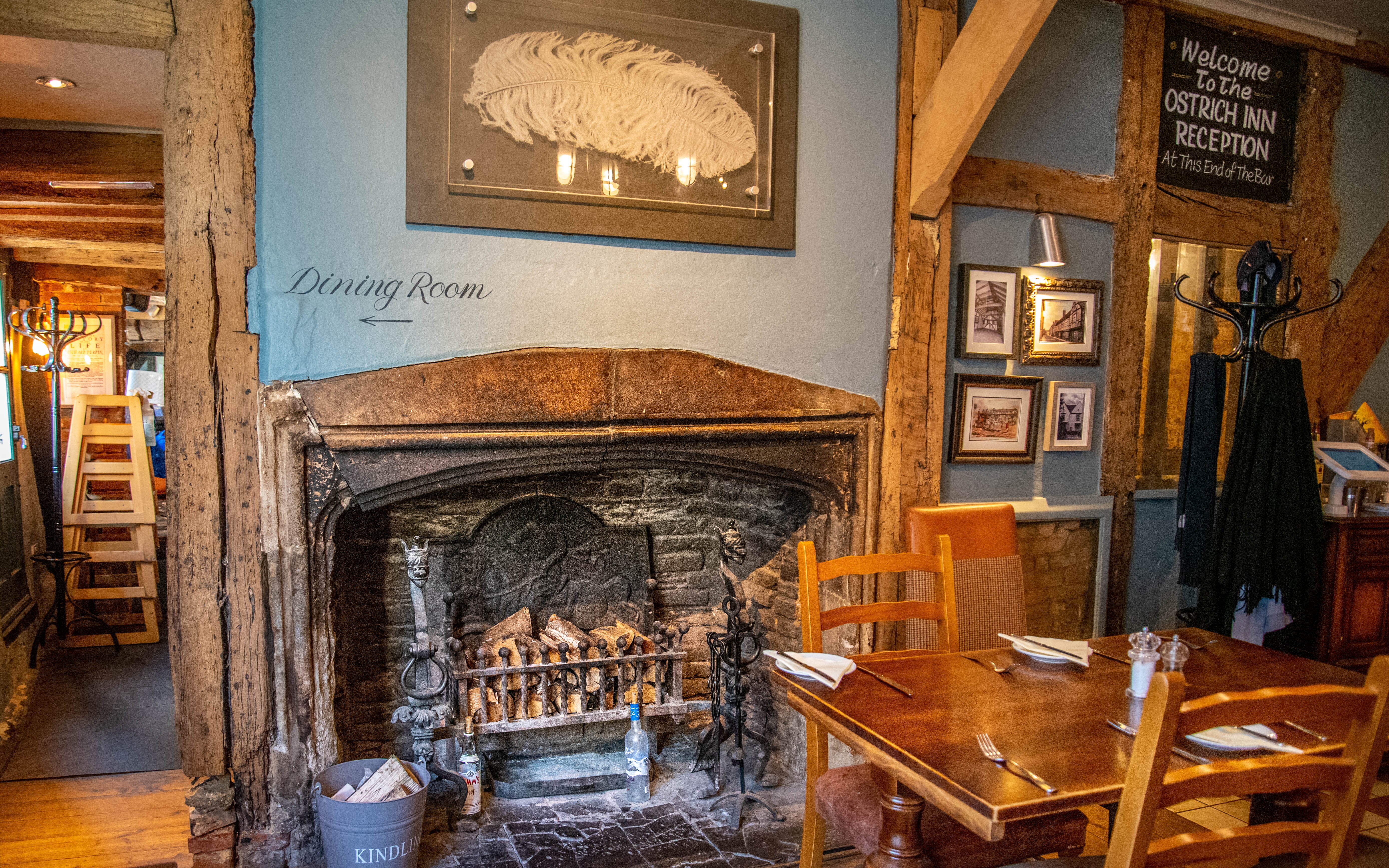Ostrich Inn-餐饮