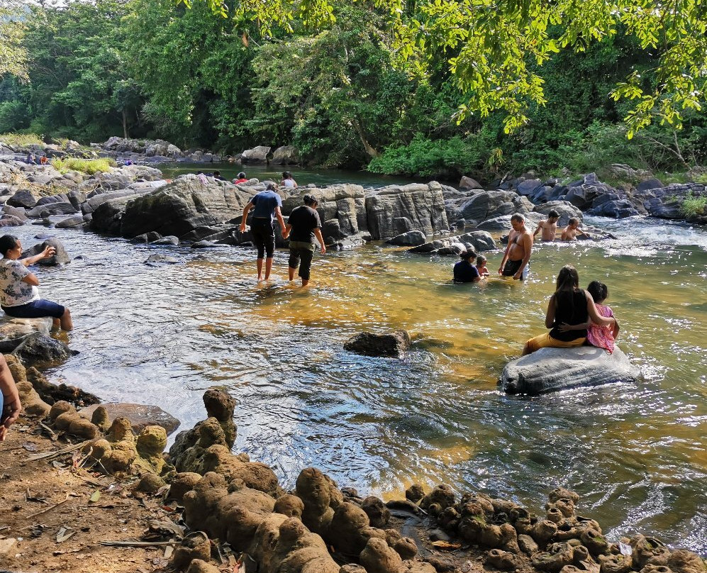 Narampanawa Bathing Place景点图片