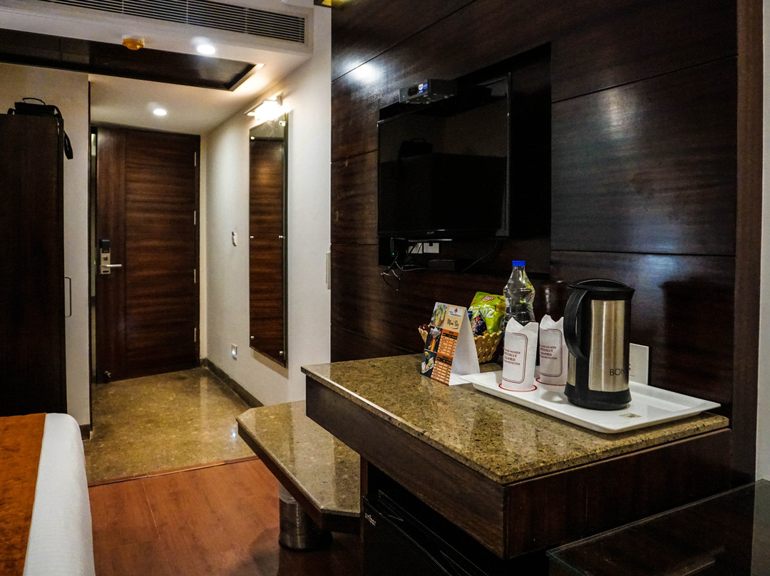 Hotel the Zodiac主图