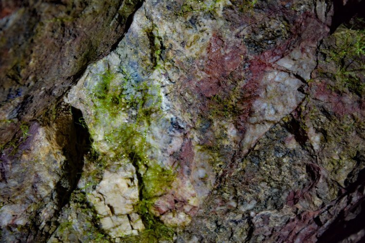 Old Uranium Mine景点图片