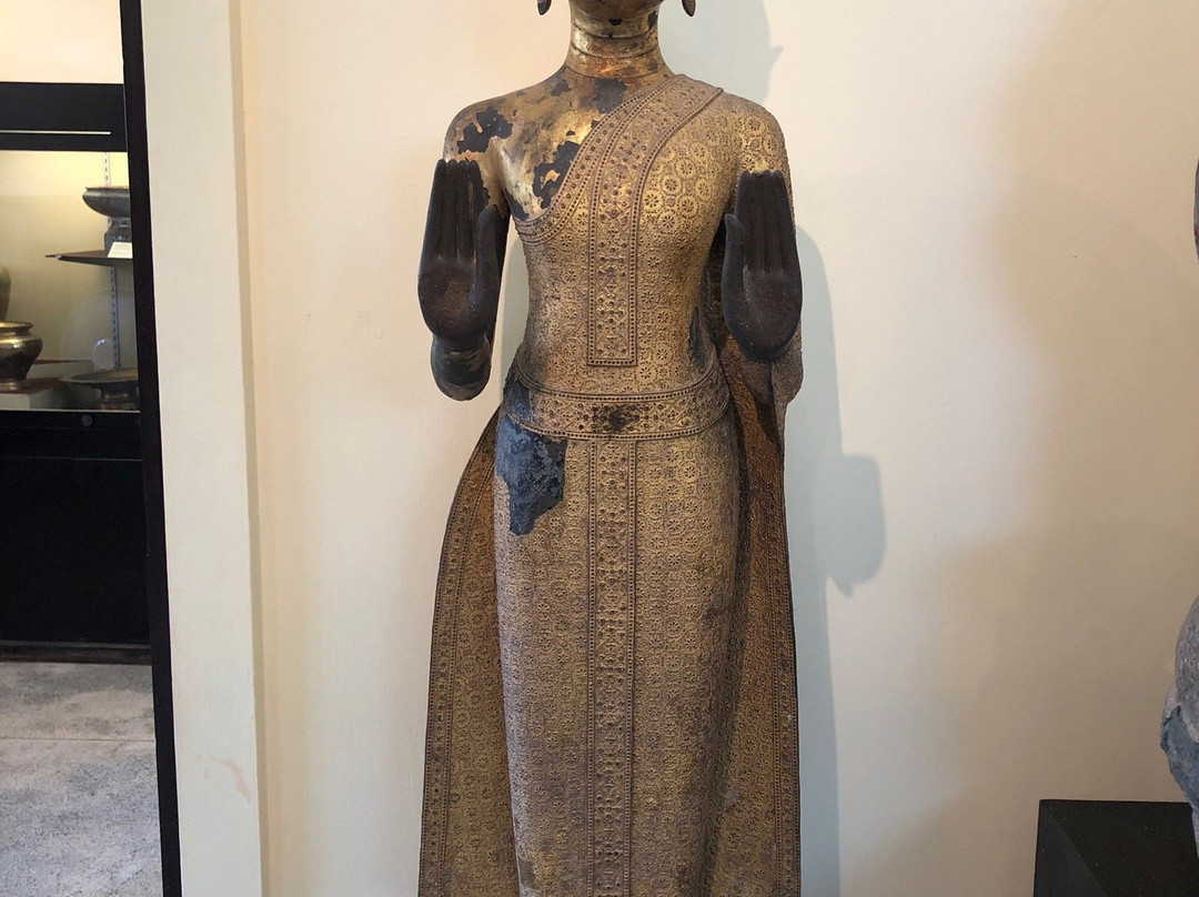 Wat Phra Borommathat Worawihan-猜纳必去景点