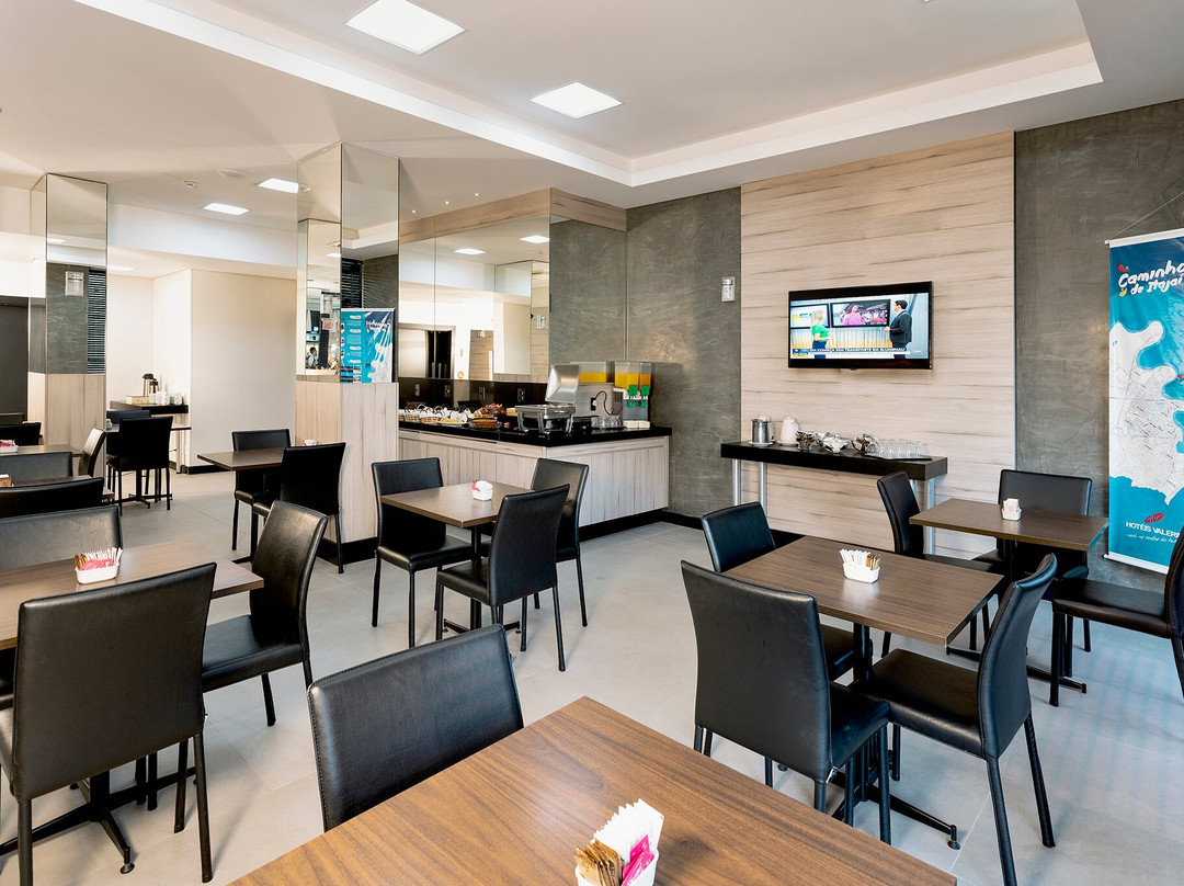 Hotel Valerim Itajaí - Navegantes主图