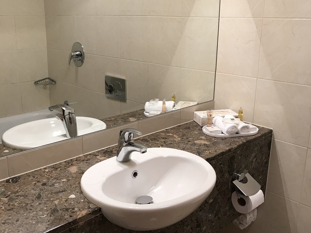 蒂阿瑙金斯盖特酒店主图