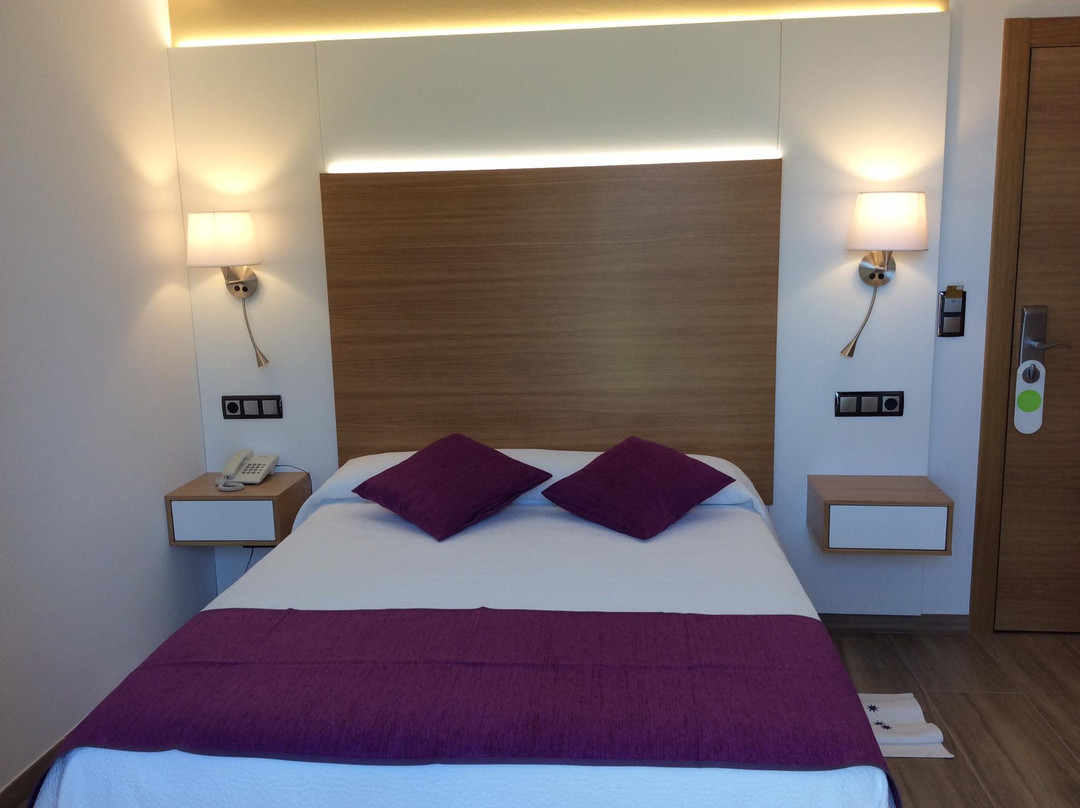 Hotel la Noyesa主图