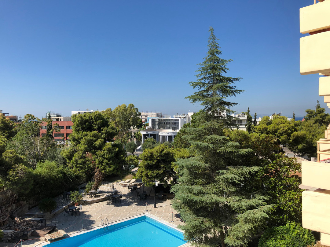 绿洲大公寓酒店主图