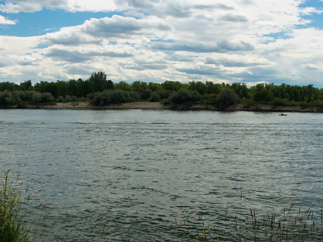 Missouri River景点图片