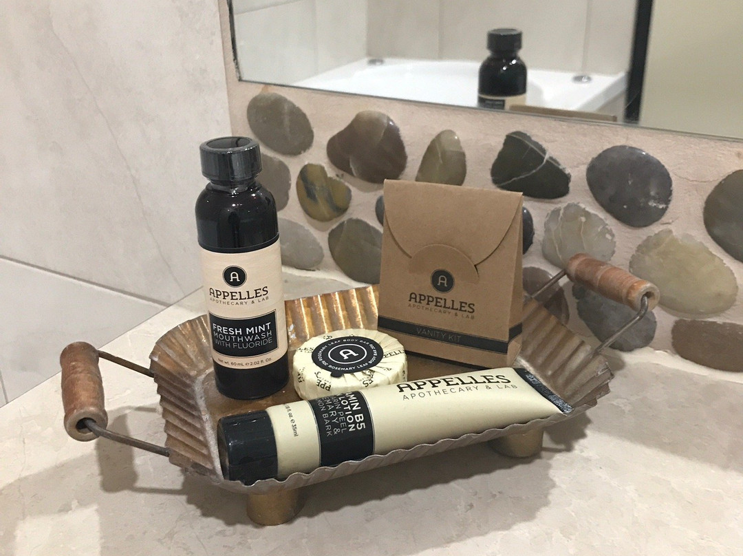 Adelphi Apartments主图