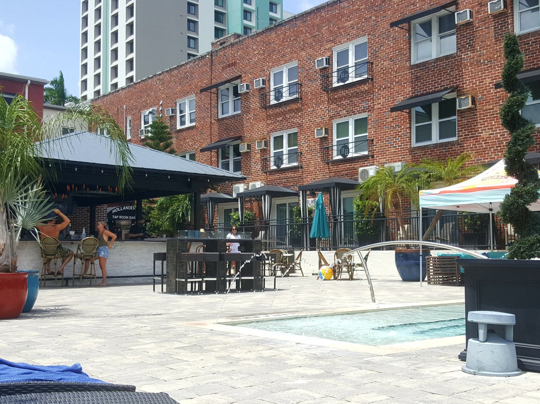 Hollander Hotel主图