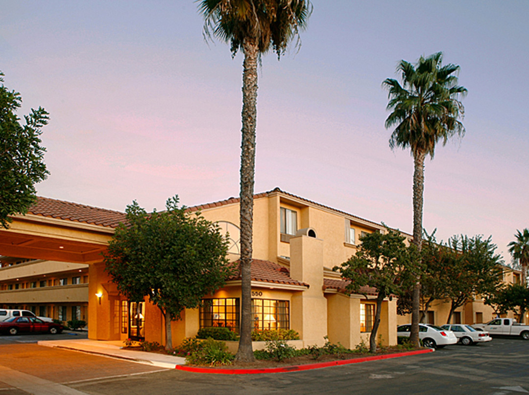 Holiday Inn Express Simi Valley by IHG主图