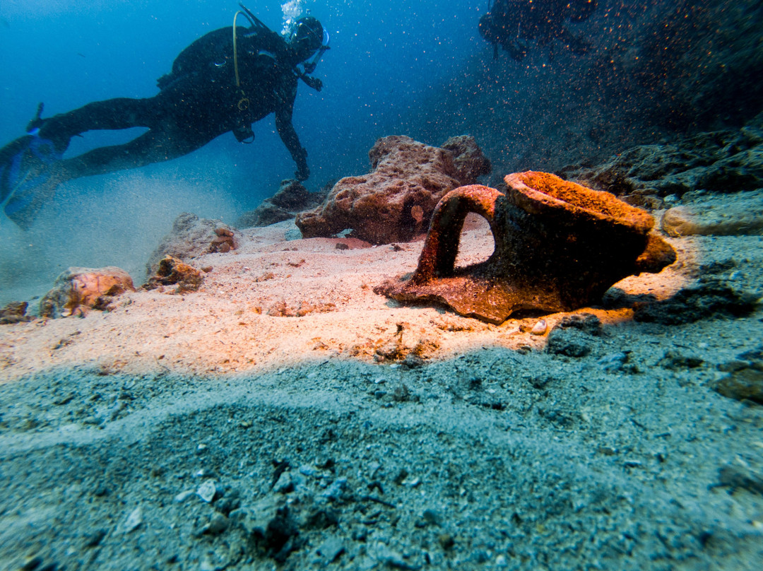 Dive With Me Athens-Artemida必去景点