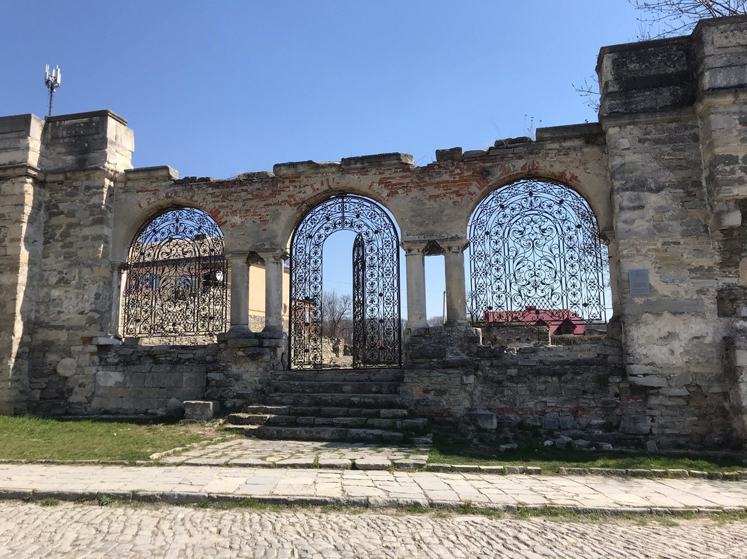 Kazan Madonna Icon Cathedral Ruins-Kamianets-Podilskyi必去景点