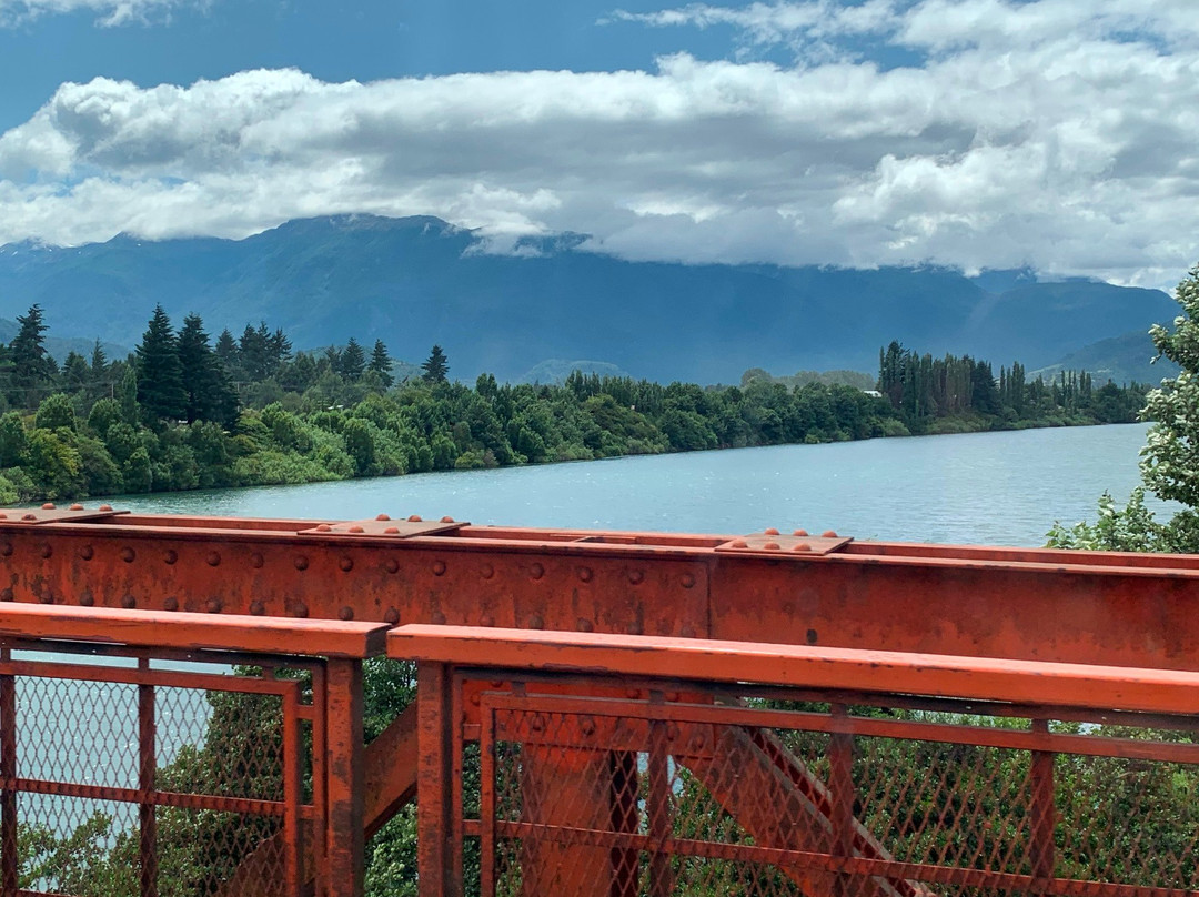 Presidente Ibanez Bridge-Puerto Aisen必去景点