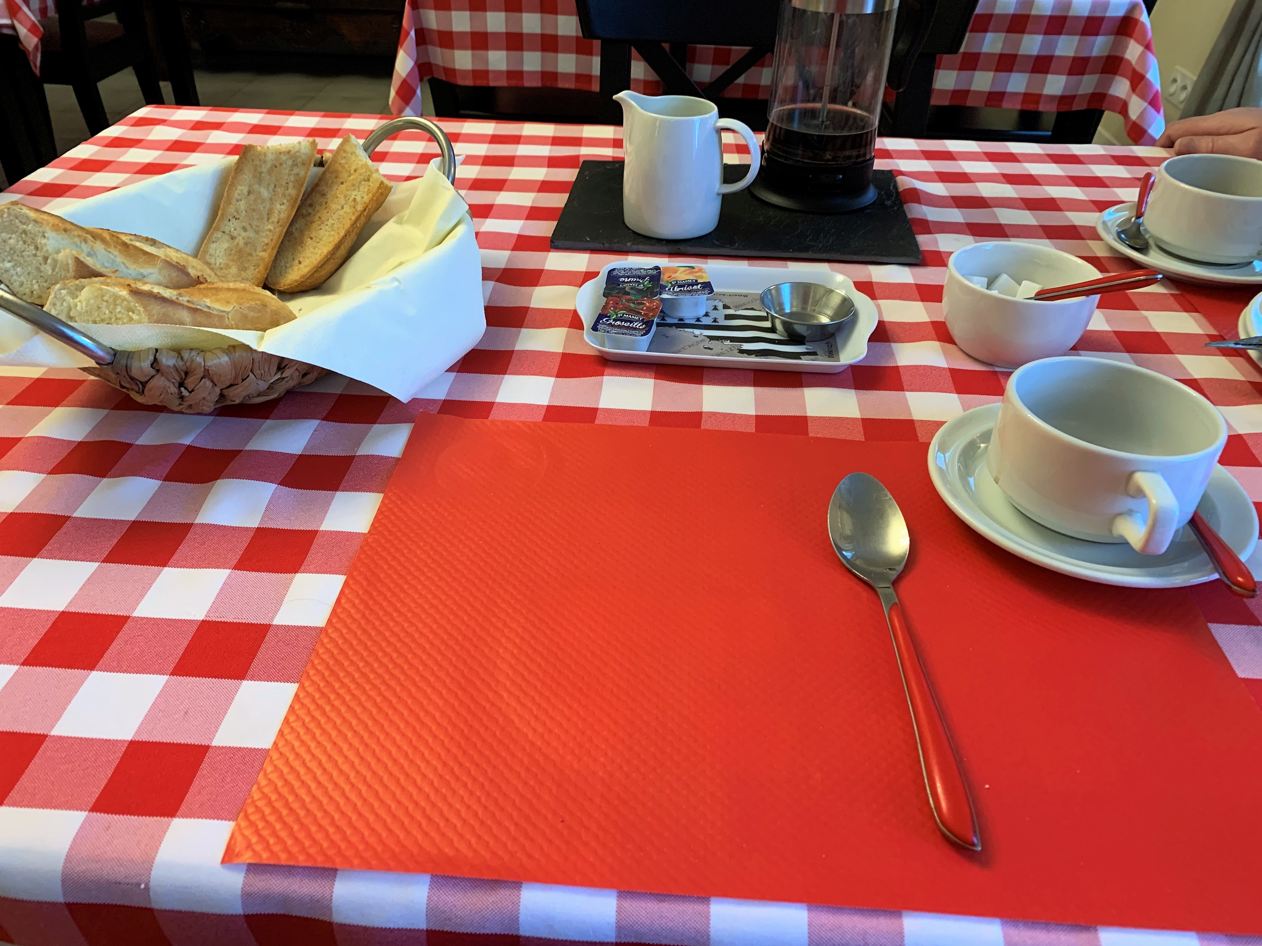 Au Bon Accueil-餐饮