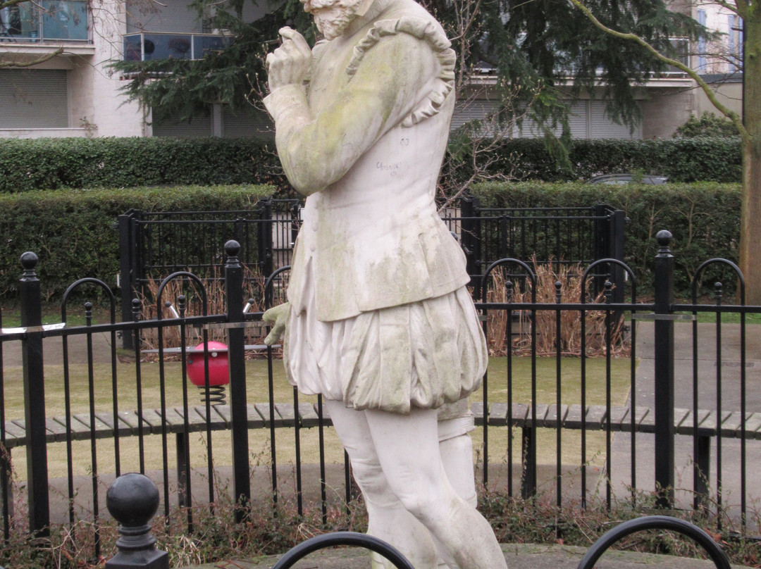 Square Palissy-Joinville-le-Pont必去景点