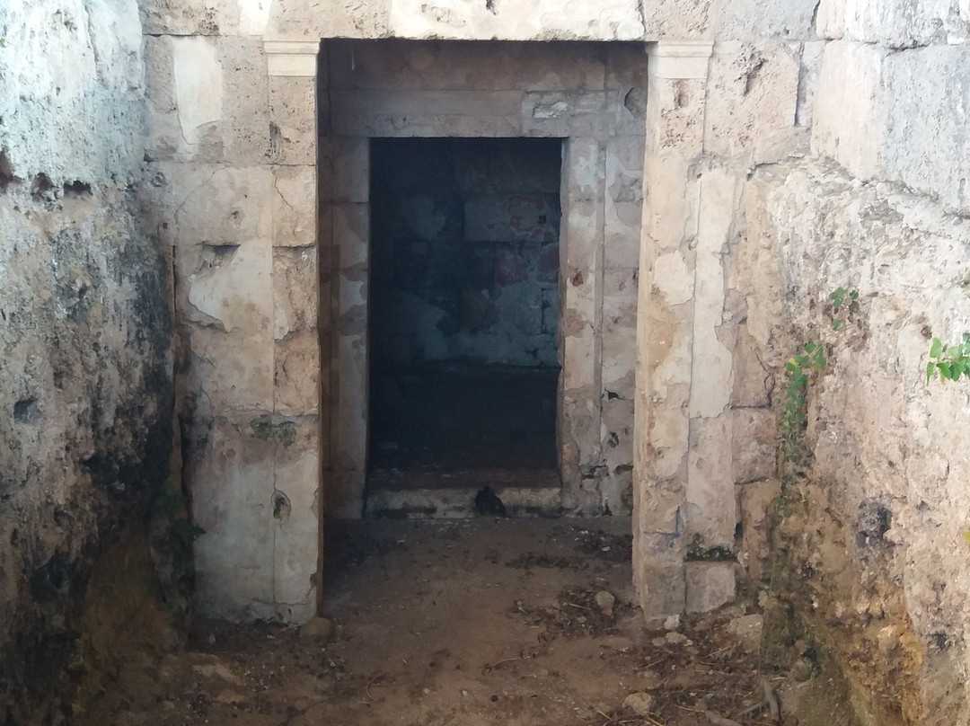 The Macedonian Tombs of Lefkadia-Naousa必去景点