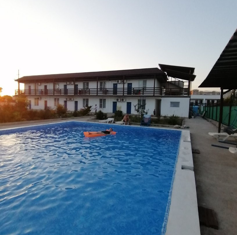 Serebryany Plyazh Hotel主图