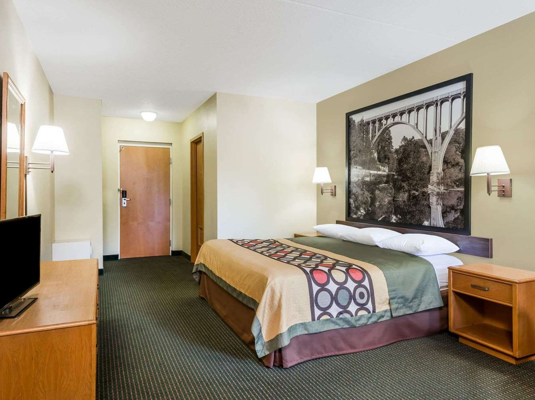 Holiday Inn Express & Suites Milan – Sandusky Area By IHG主图