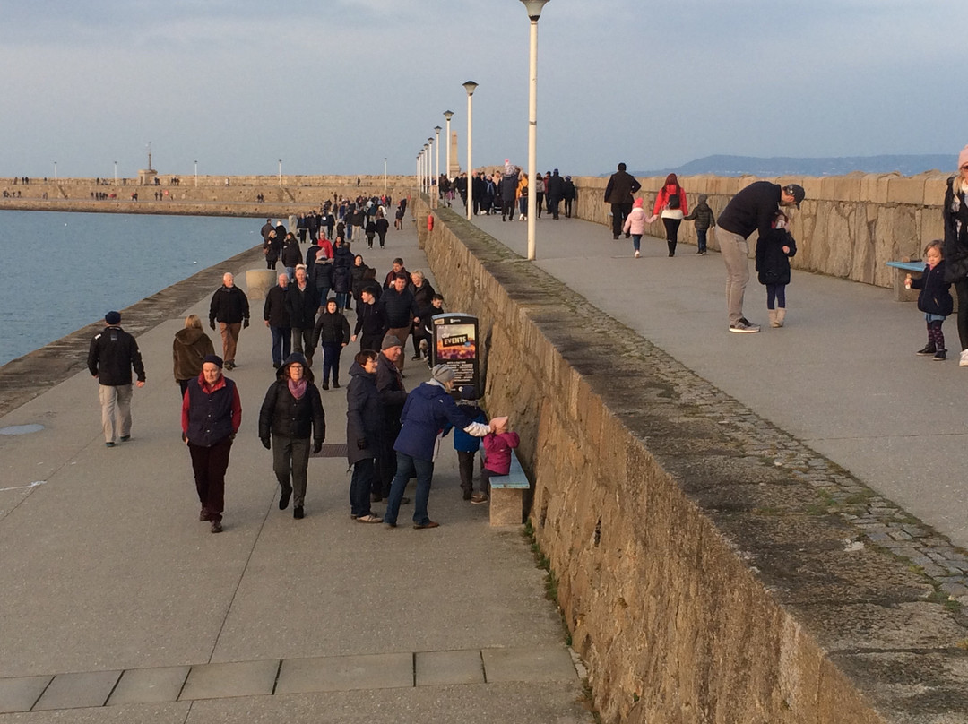 Dun Laoghaire Harbour景点图片