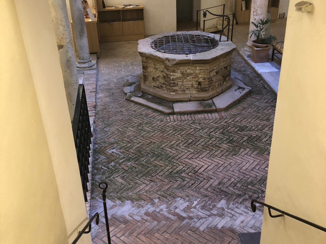 Palazzo Vescovile-皮恩扎必去景点