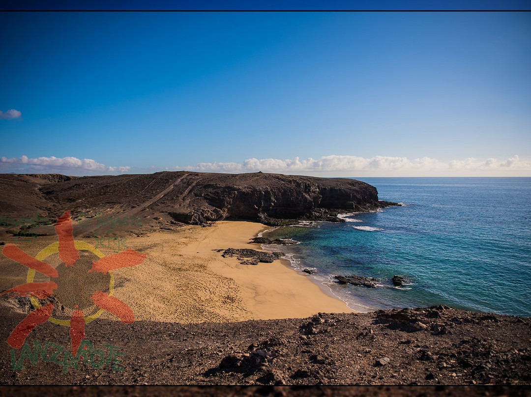 Playa Puerto Muelas景点图片