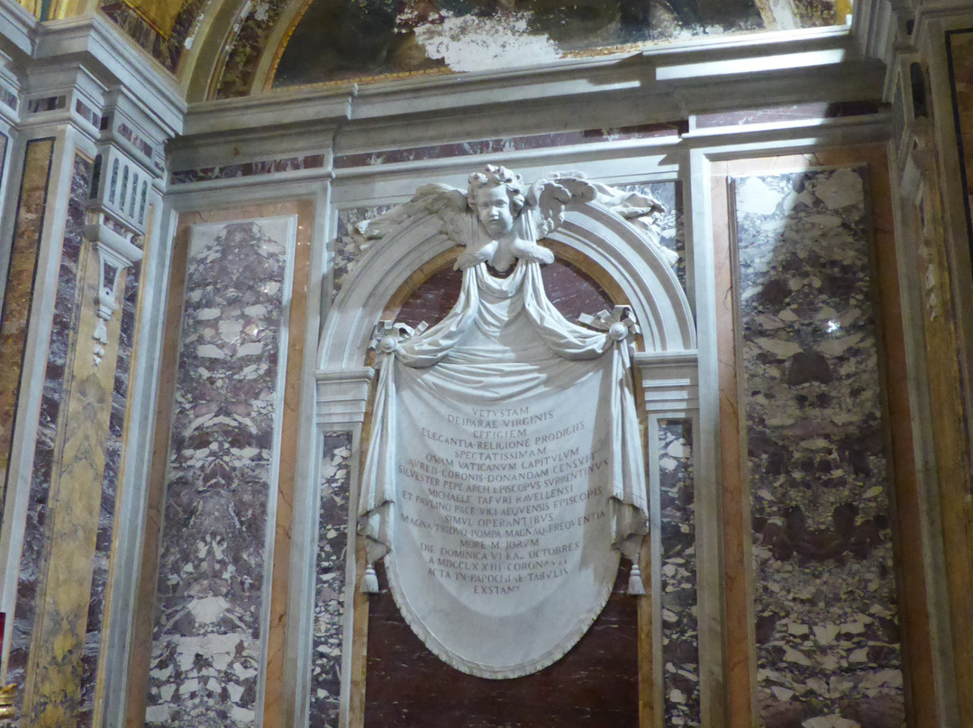 Basilica della SS. Trinità-Piano di Sorrento必去景点