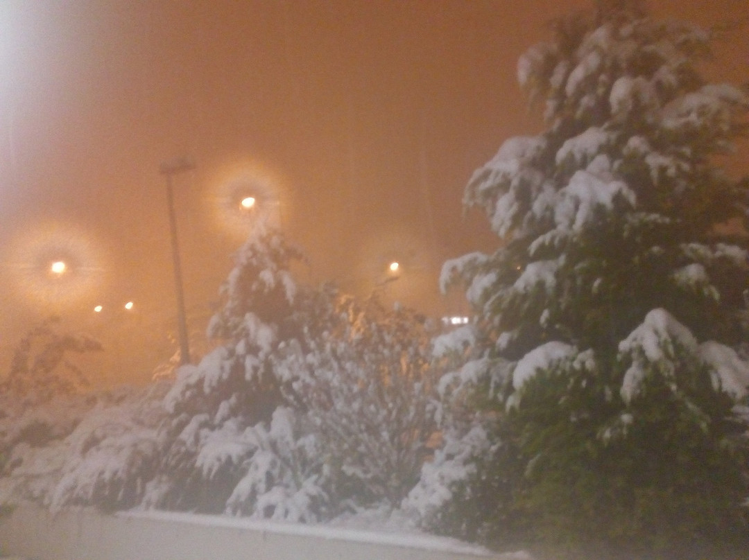 Hôtel Kyriad Saint Etienne Centre主图