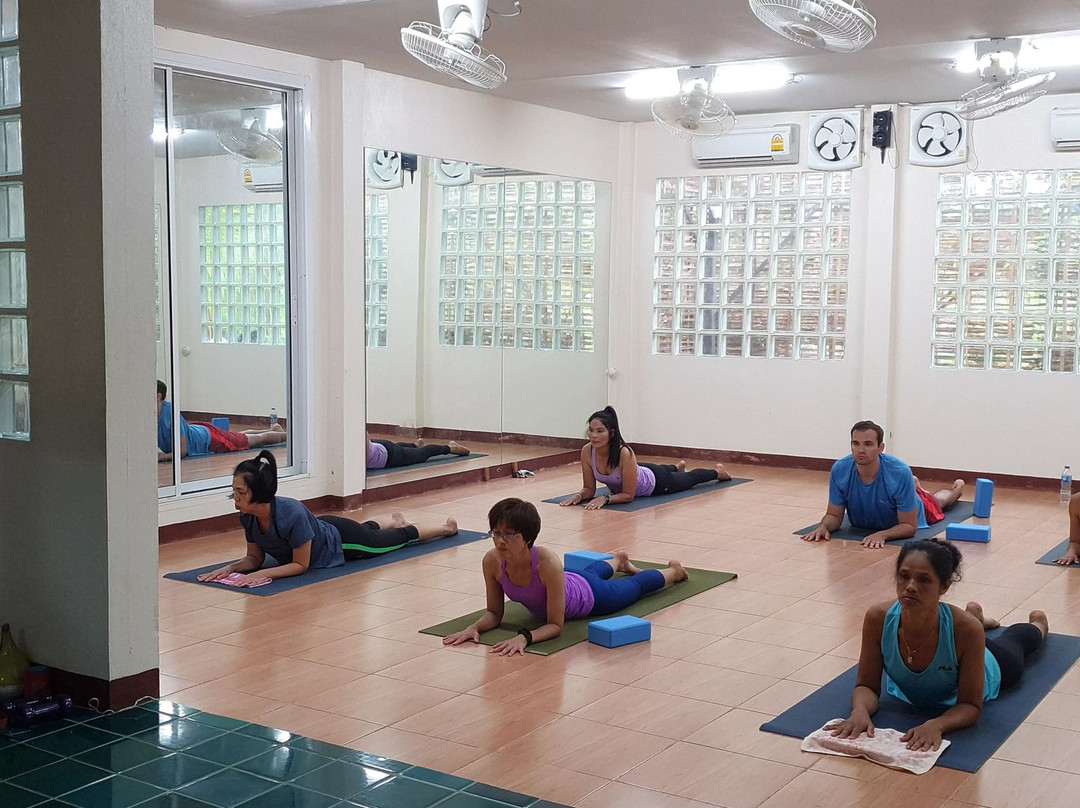 Flow Yoga CNX House主图