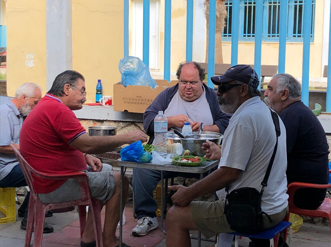Nea Chora Farmer's Market-干尼亚必去景点