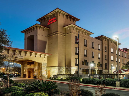 Hampton Inn & Suites San Marcos主图