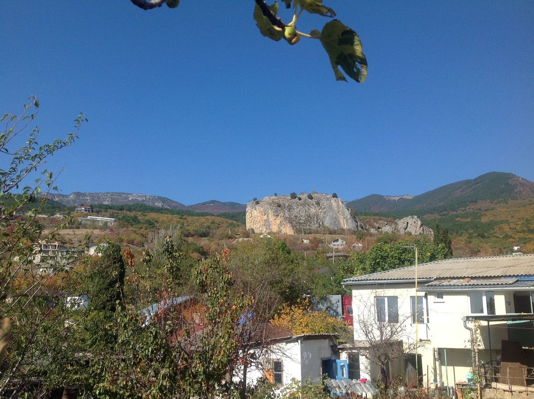 Krasny Kamen Rock-Krasnokamenka必去景点
