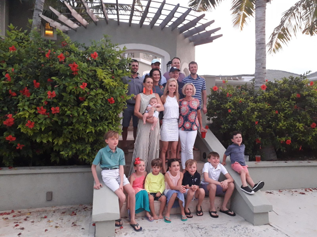 Majestic Taxis and Tours-普罗维登西亚莱斯必去景点