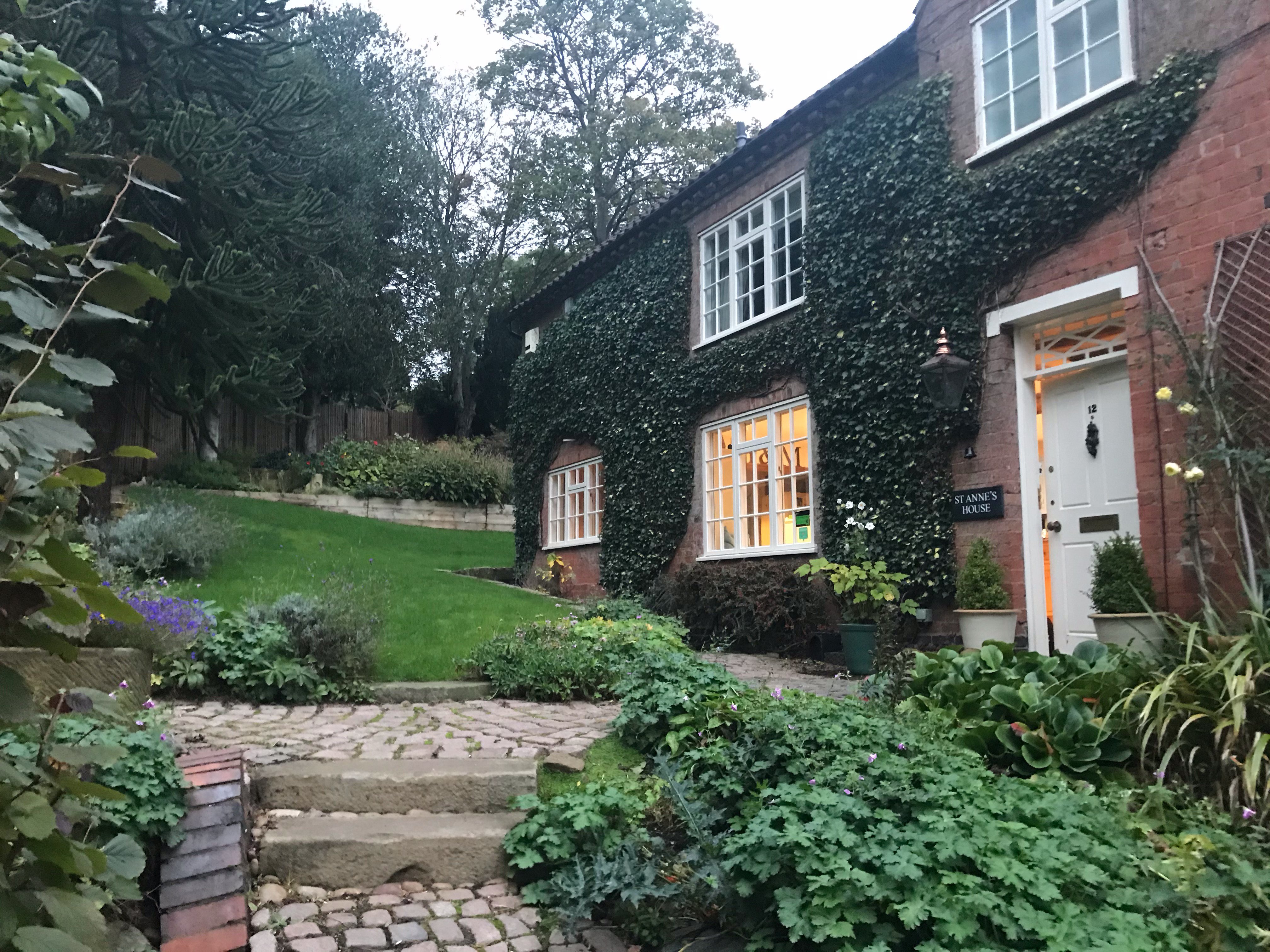 St Anne's House-浴室