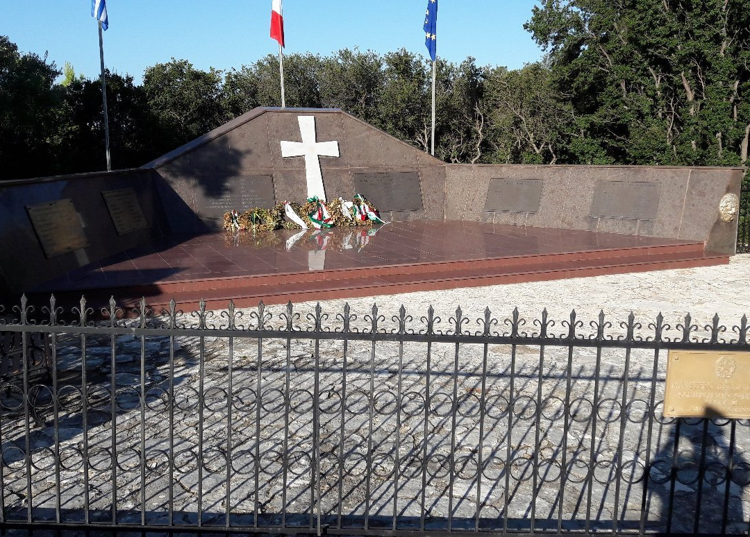 Memorial Acqui Division景点图片