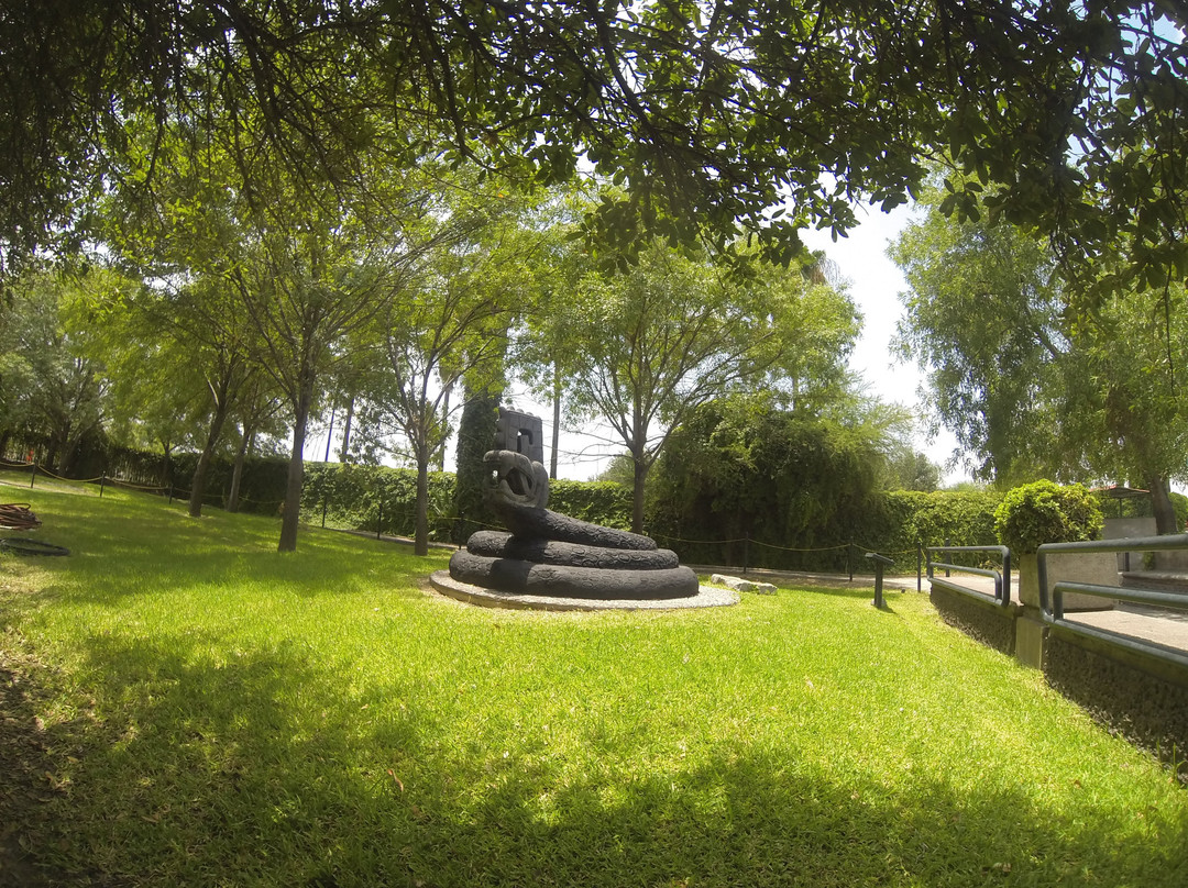 科阿韦拉旅游景点-Parque Xochipilli