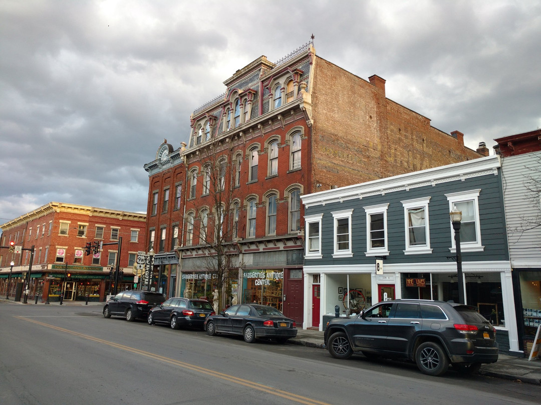 Emerge Gallery & Art Space-Saugerties必去景点