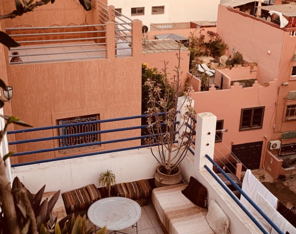 Bagus Surf Camp主图