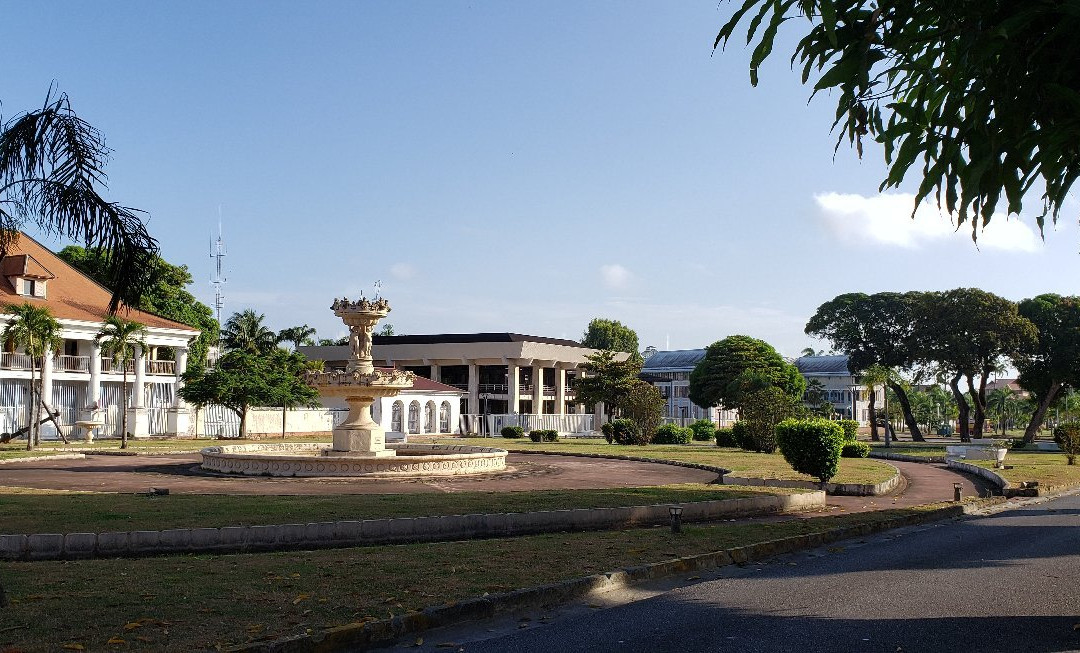 Fontaine De Montravel-卡宴必去景点