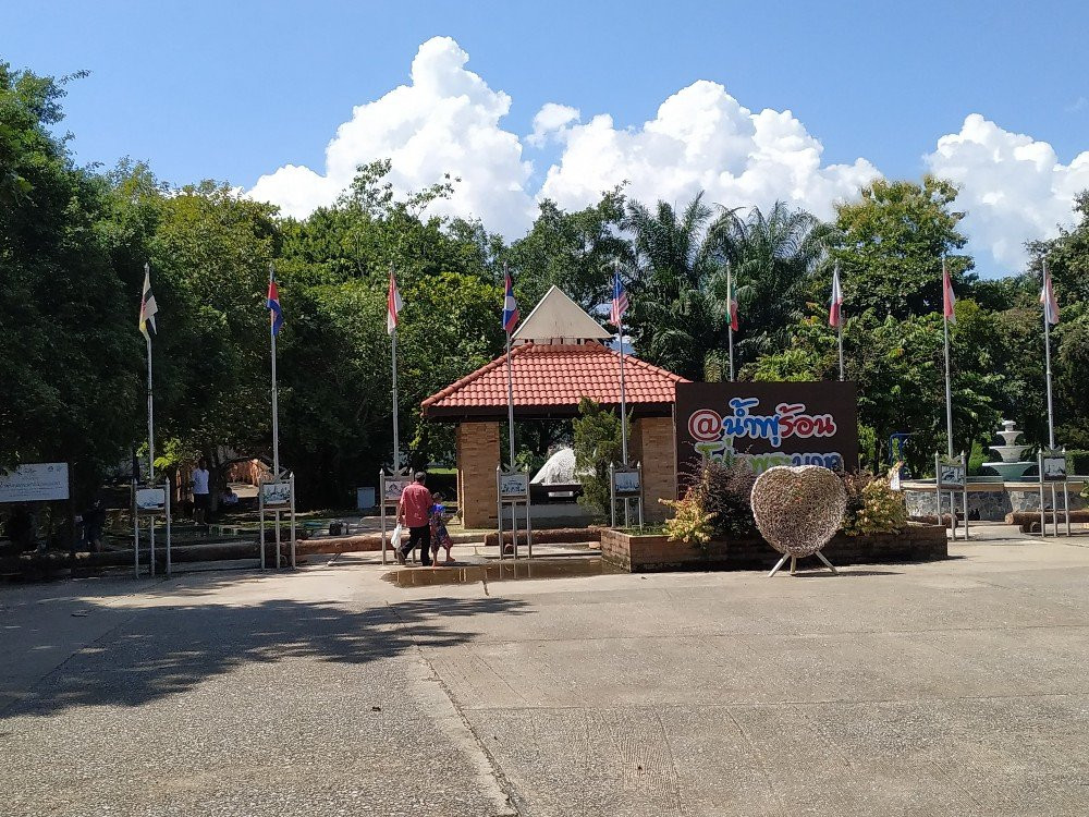Pong Phra Bat Hot spring-清莱必去景点