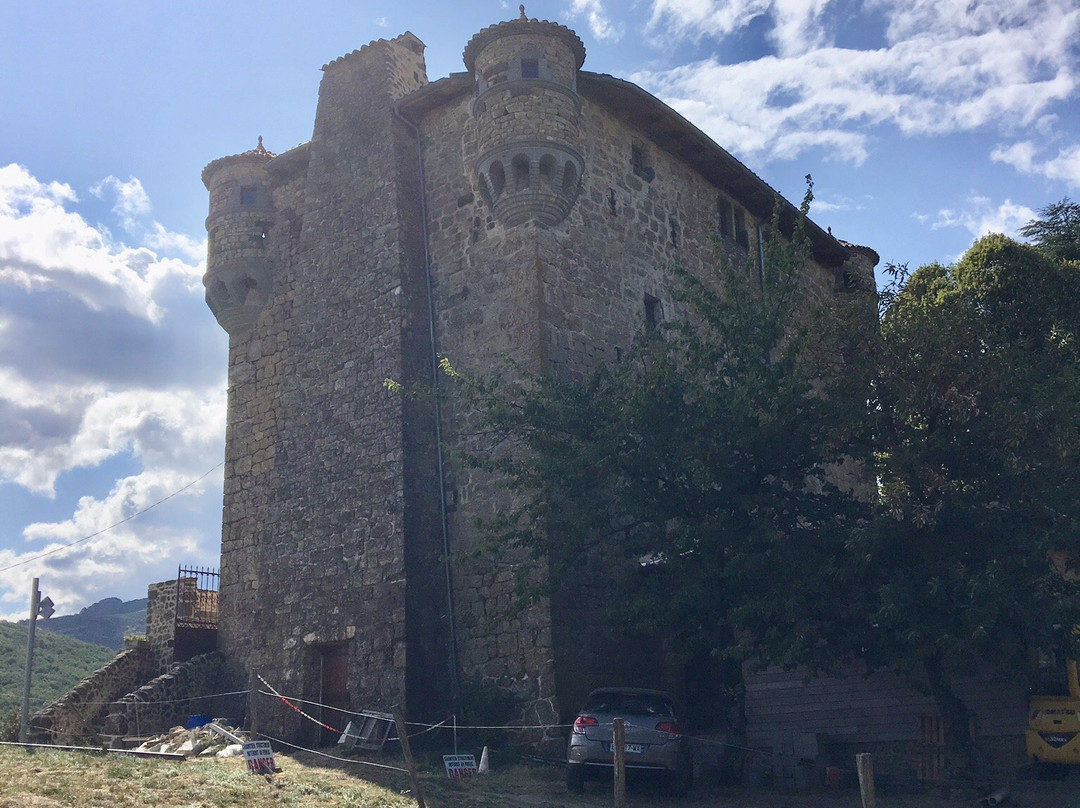 Château de Hautsegur-Meyras必去景点