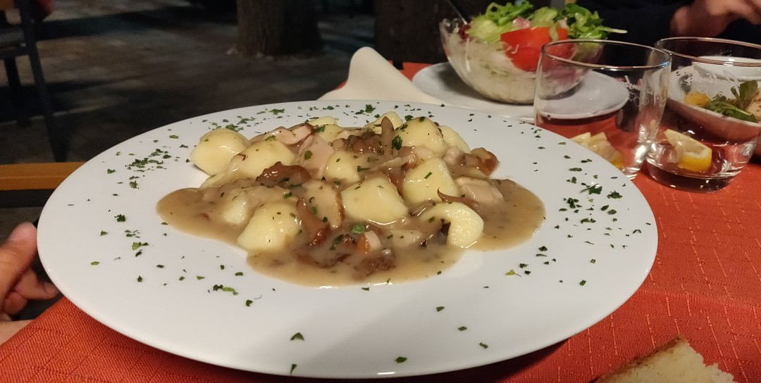 Lavrica旅游攻略图片